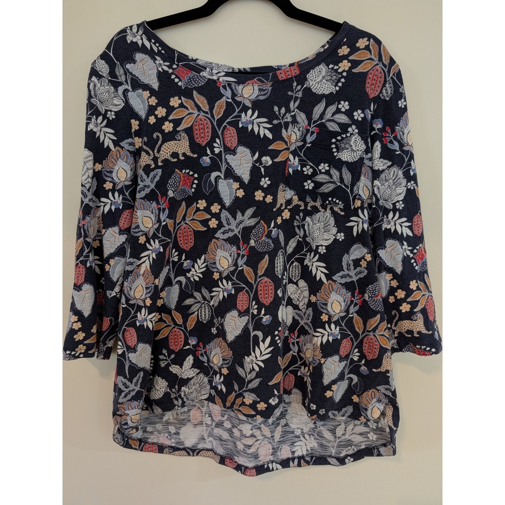 Chicos Navy Blue Leopard Floral Pocket Top‎ 3/4 Sleeve High Low Hem Size 2 Large